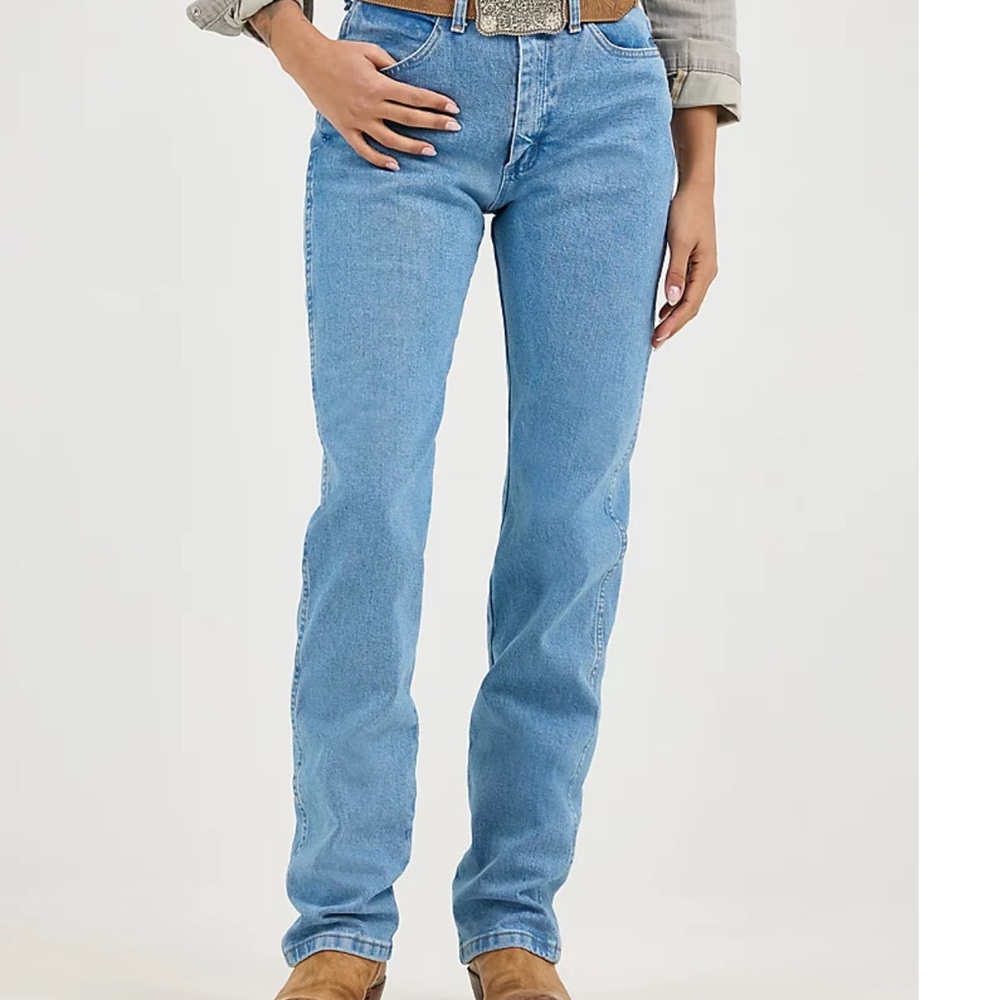Wrangler Women's Light Blue Straight Leg Jeans